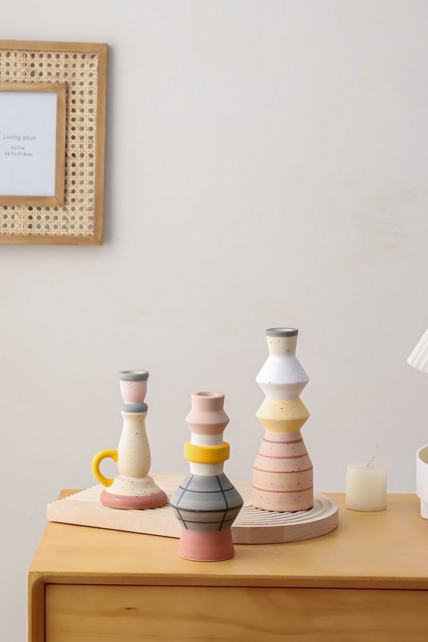 Porcelain Candle Holder - WCH240002